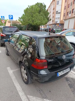 Volkswagen Golf 2000