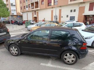 Volkswagen Golf 2000