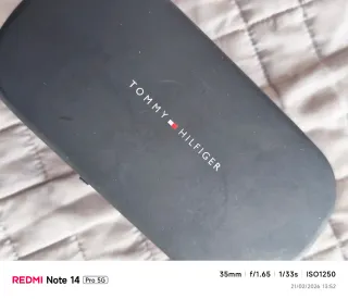 Gafas de sol Tommy Hilfiger negras