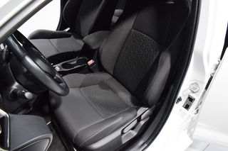 Toyota Corolla 1.8 125H ACTIVE TECH ECVT