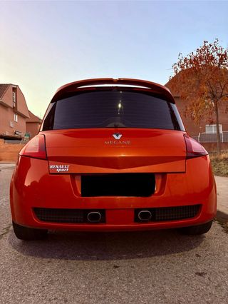 Renault Megane sports 225 cv