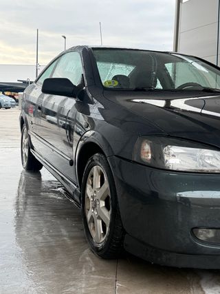 Opel Astra bertone 2001