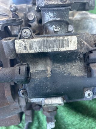 Caja Cambios Peugeot 5008 1.6 hdi automatica