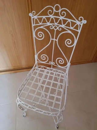 Mesa y 2 Sillas Jardín Vintage Blanca