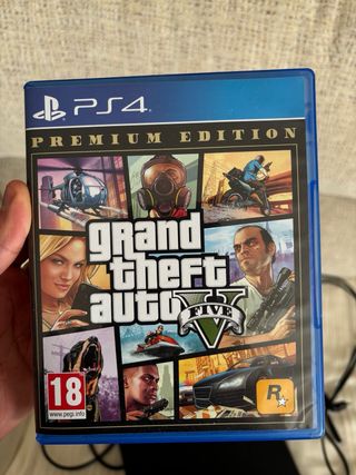 PS4 Slim + GTA V + Mando y Cables