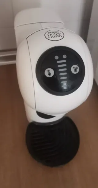 Cafetera Nescafé Dolce Gusto Blanca, no hago envío