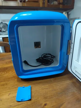 Minifrigo VEGABREEZER 102 AC/DC 7 litri