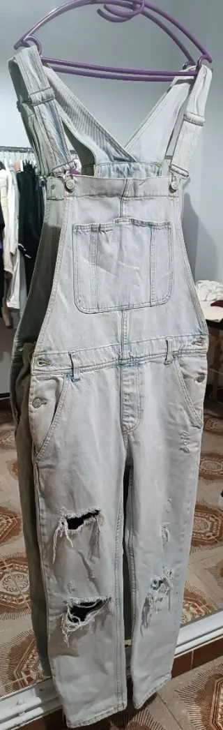 Mono Vaquero Desgastado Roto