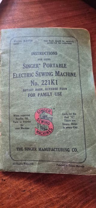 Macchina da cucire Singer anni '30 N* 221