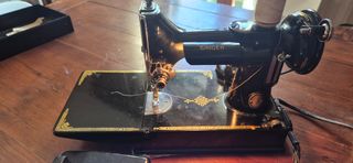 Macchina da cucire Singer anni '30 N* 221