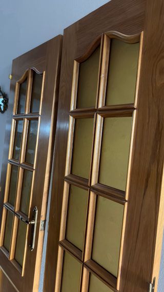 Puertas de madera maciza de dos hojas