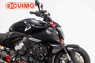 DUCATI DIAVEL V4