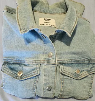 Cazadora vaquera Bershka mujer