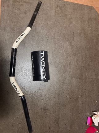 Manillar TWENTY para moto blanco y negro