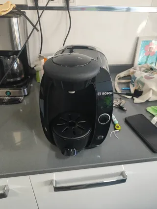 Cafetera Tassimo Bosch Negra