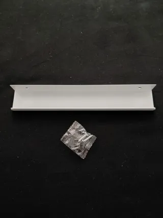 Maniglie per cassetti e armadi in metallo