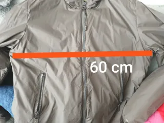 Abrigo Trez Verde Oliva con Capucha