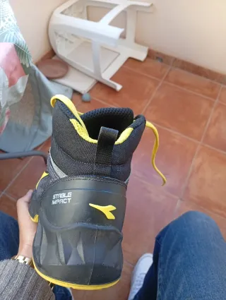 Zapatillas de seguridad Diadora talla 43