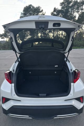 Toyota C-HR 2022 180H Advance Luxury