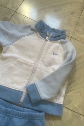 Conjunto deportivo infantil Nike