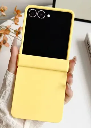 Funda Samsung Flip 7 Amarilla