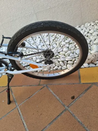 Bicicleta Btwin Blanca