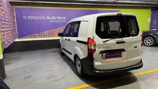 Ford Transit Courier 2015