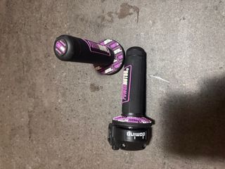 Acelerador Domino Puños Power Motor Morados