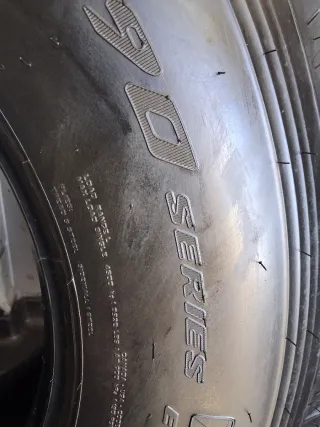 Neumáticos 385/65 R 22.5