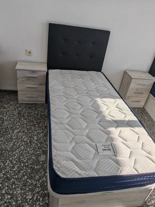 Liquidación stock de muebles