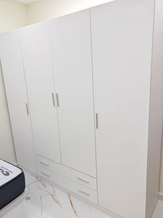 Liquidación stock de muebles