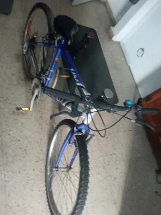 Bicicleta STRADA KAI-A Azul