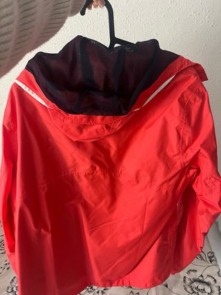 Chubasquero rosa Tribord