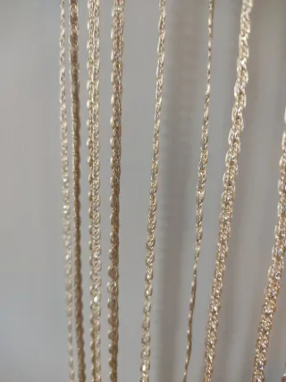 Cortina de Hilo Dorada para Puerta