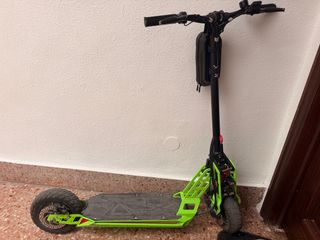 Patinete Eléctrico Verde