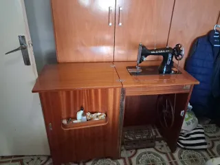 Máquina de coser Sigma antigua