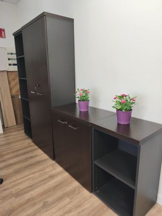 Muebles oficina mesas + estanterías blancas/negras