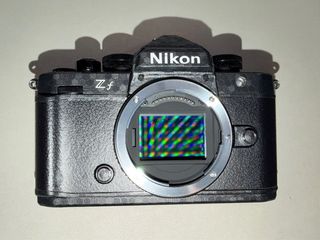 Nikon Zf Kit 40/2 SE + Grip + Batería Extra + adap