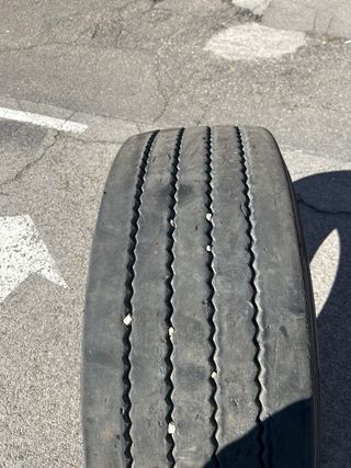 Neumático Semirremolque 385/65R22.5