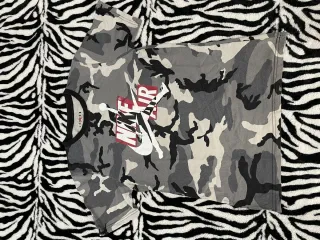 Camiseta Jordan Estampado Militar