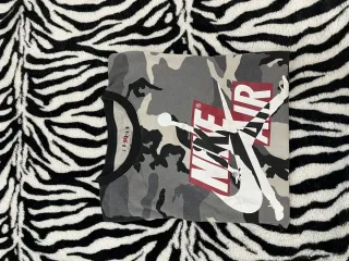 Camiseta Jordan Estampado Militar