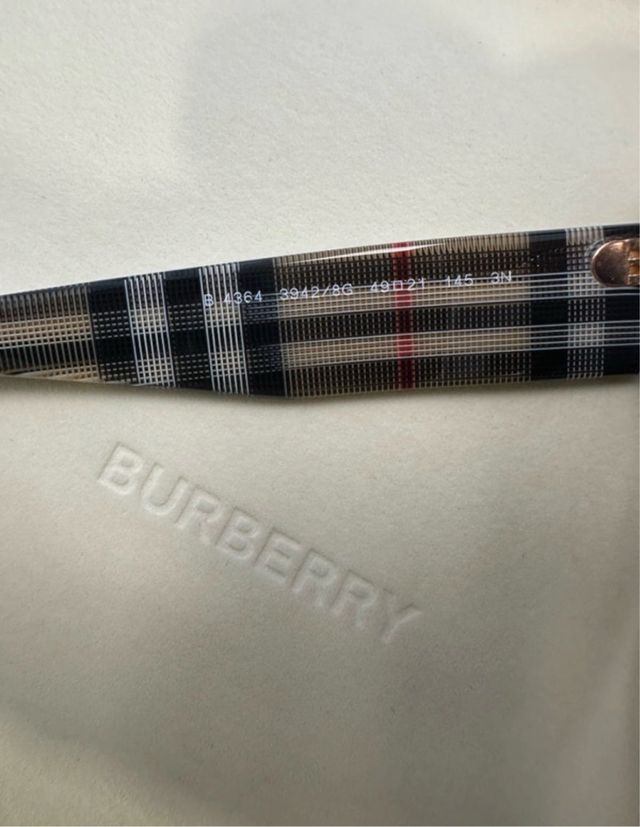 Occhiali da Sole Donna Burberry B4364