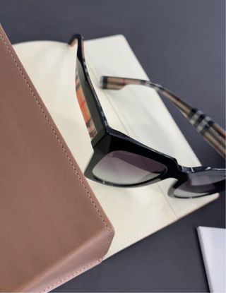 Occhiali da Sole Donna Burberry B4364