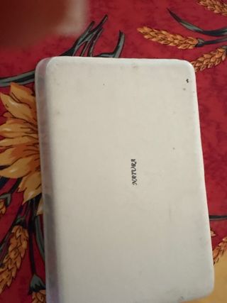 Piccola ciotola in porcellana con limone