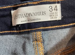 Pantalón vaquero Stradivarius D78 –Talla 34