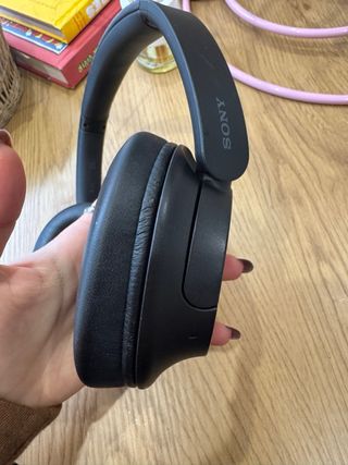 Auriculares Sony WH-CH720N Negros