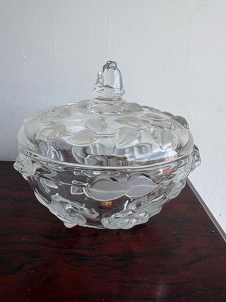 Bombonera de cristal con tapa