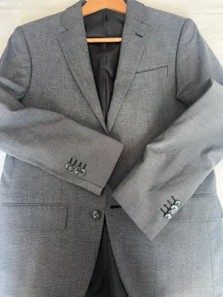 Americana de caballero gris