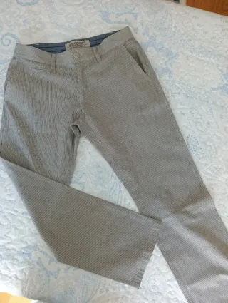 Pantalón tipo chino hombre Talla 40