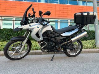 BMW GS 650F  ( 800cc )
